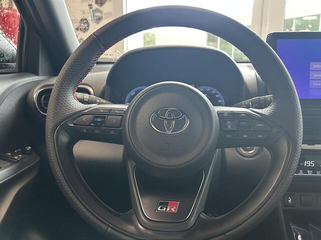 Toyota YARIS Cross 1.5 Hybrid 130 GR Sport