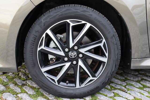 Toyota YARIS 1.5 Hybrid Dynamic, Trekhaak, Apple Carplay Android Auto, Achterruitrijcamera, Navi