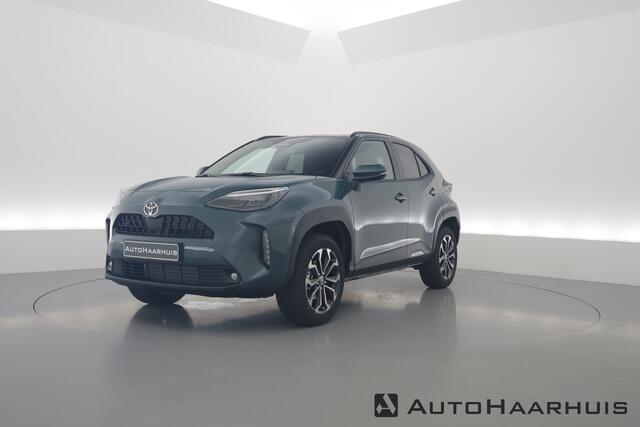 Toyota YARIS Cross 1.5 Hybrid 130 Teamplayer | Forest Green | Winter Pack | Safety Pack | Navi | Adapt. Cruise | Keyless | Camera