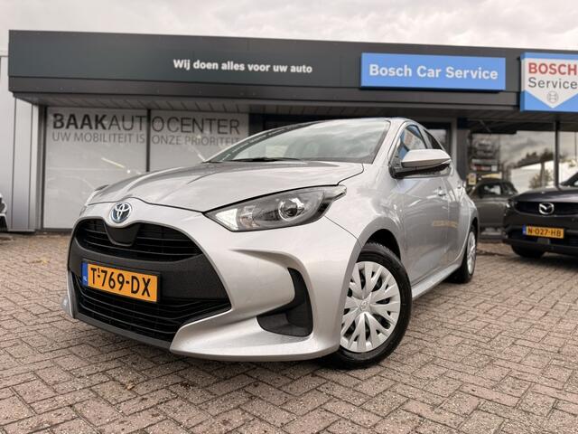 Toyota YARIS 1.5 Hyb. Active