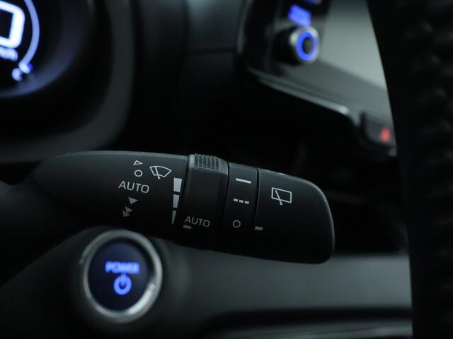 Toyota YARIS 1.5 Hybrid Dynamic