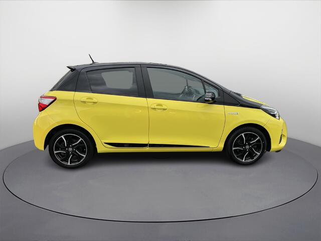 Toyota YARIS 1.5 Hybrid Bi-Tone
