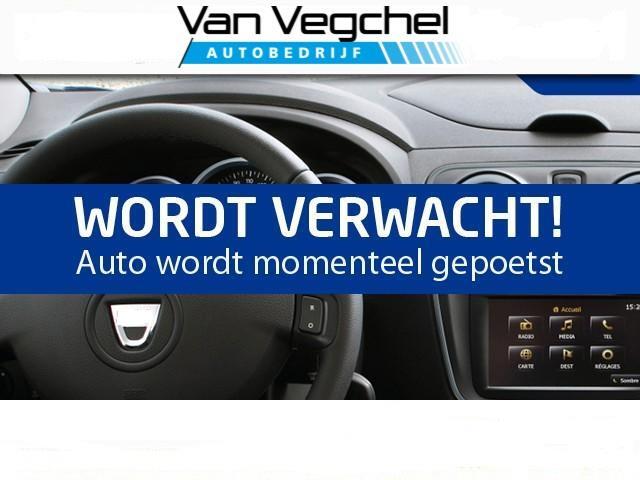 Toyota YARIS 1.5 Hyb. Active