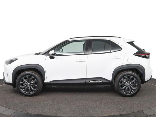 Toyota YARIS Cross 1.5 Hybrid Explore | Parkeer sensoren | Stoelverwarming | Trekhaak |