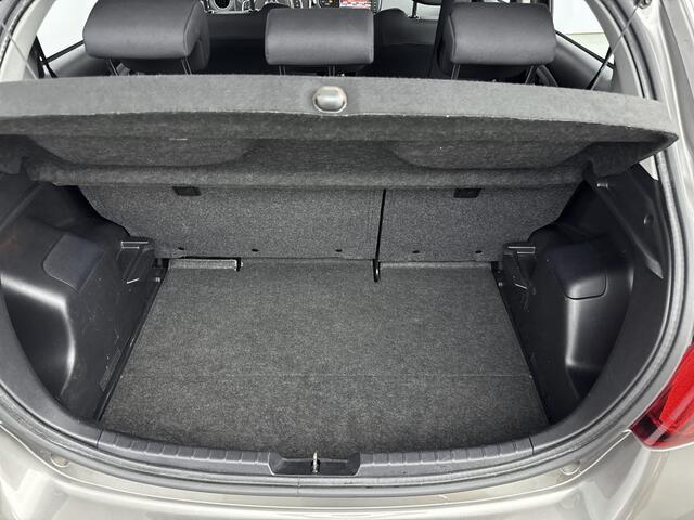 Toyota YARIS 1.3 VVT-i Aspiration Dealeronderhouden | 5-Drs | 6-Versnellingen | Parkeercamera | Cruise Control |