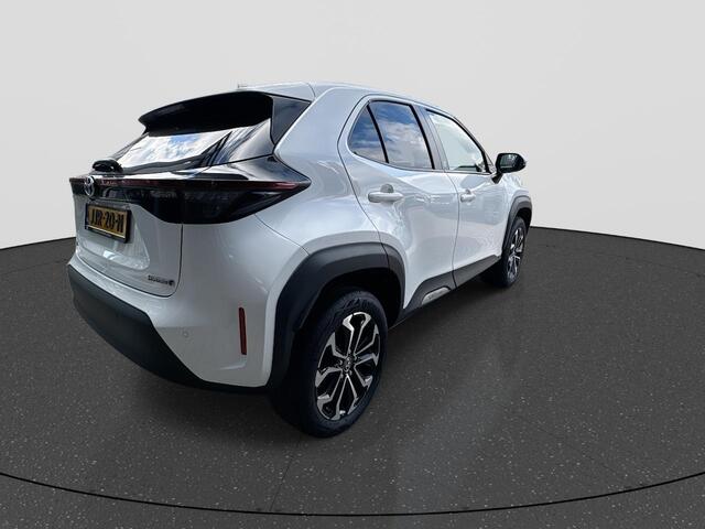 Toyota YARIS Cross 1.5 Hybrid Dynamic | Comfort pack | Rijklaar | Blindspot | Sensoren
