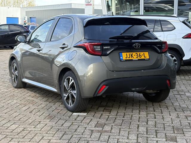 Toyota YARIS 1.5 Hybrid Dynamic Parkeersensoren | Camera | Cruise Control