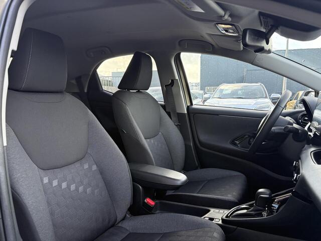 Toyota YARIS 1.5 Hybrid Dynamic Parkeersensoren | Camera | Cruise Control
