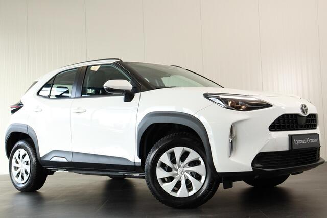 Toyota YARIS Cross 1.5 Hybrid 116 Active Limited , Lage Km