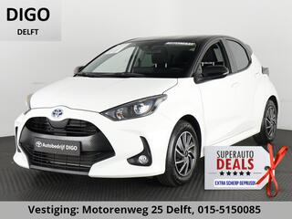 toyota-yaris-1.5-hybride-black-&-wh