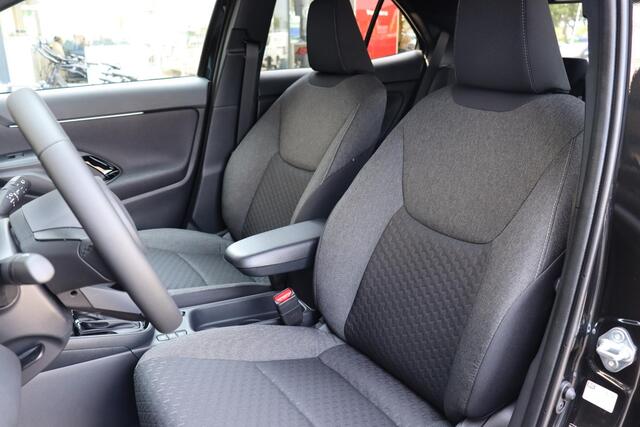 Toyota YARIS Cross 1.5 Hybrid 130 Dynamic Comfort Pack, Nieuw, in december leverbaar met ¤2.000,- inruilpremie!