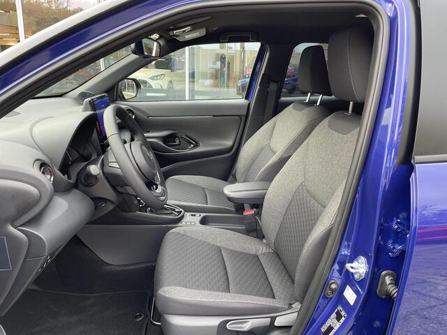 Toyota YARIS Cross 1.5 Hybrid 115 Dynamic **COMFORT PACK/ NIEUWE AUTO/ DIRECT LEVERBAAR**