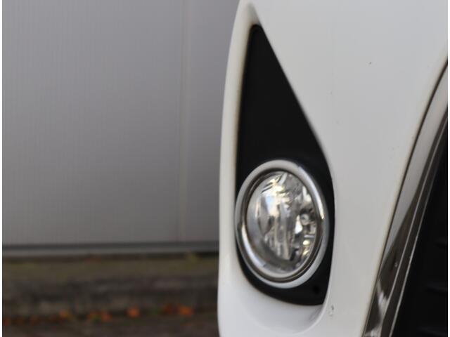 Toyota YARIS 1.3 VVT-i Trend | BOVAG-garantie | Navigatie | Camera |
