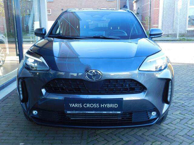 Toyota YARIS Cross 1.5 Hybrid Dynamic | Stoel en stuurverwarming | PDC