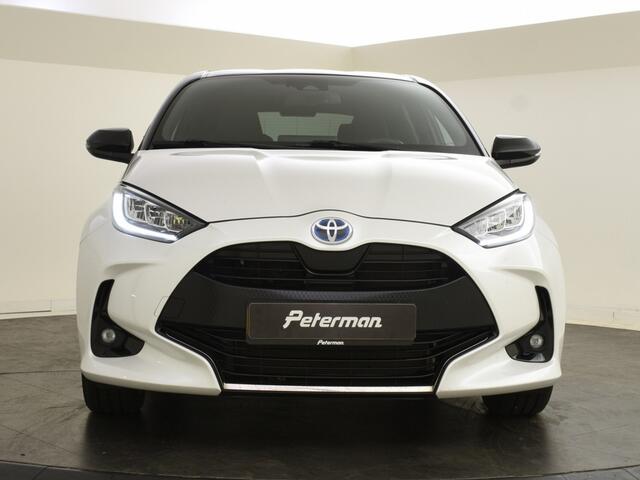 Toyota YARIS 1.5 Hyb. Launch Edition limited | Trekhaak | Stoelverwarming