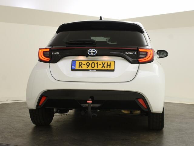 Toyota YARIS 1.5 Hyb. Launch Edition limited | Trekhaak | Stoelverwarming