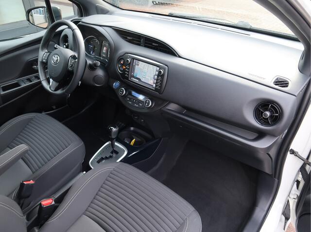 Toyota YARIS 1.5 Hybrid Bi-Tone | Navigatie | Cruise-Control | Camera |