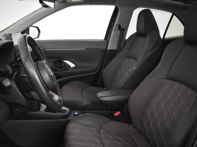 Toyota YARIS 1.5 Hybrid AWD Executive | Panoramadak | Stoelverwarming
