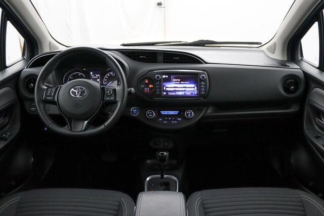 Toyota YARIS 1.5 Hybrid Design | Navigatie | Cruise control | Keyless entry en start |