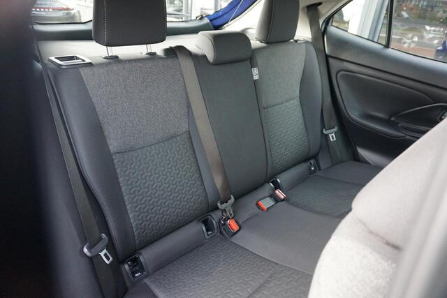 Toyota YARIS Cross 1.5 Hybrid 115 Business | Carplay | Camera