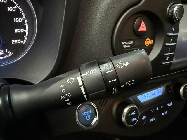 Toyota YARIS 1.5 Hybrid Executive 1e eigenaar, Nederlandse auto, dealerhouden, slechts 48.671 KM!