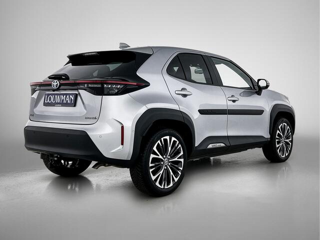 Toyota YARIS Cross 1.5 Hybrid Executive Panoramadak | Trekhaak | 360 graden camera