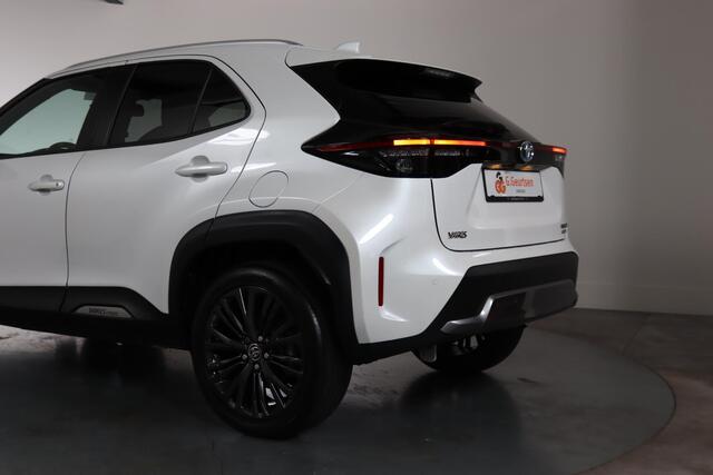 Toyota YARIS Cross Adventure 1.5 Hybrid AWD, JBL Audio, Panoramadak, Apple CarPlay/Android Auto,