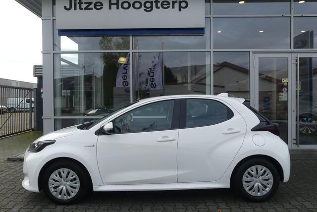 Toyota YARIS 1.5 Hybrid Active TREKHAAK AFNEEMBAAR (450KG), ADAPT. CRUISE, CLIMA, CAMERA, DAB, APPLE CARPLAY/ANDROID AUTO, 54.896KM