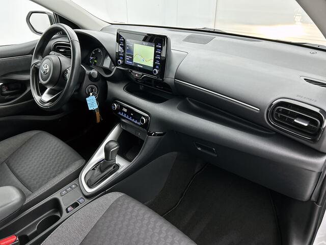 Toyota YARIS 1.5 Hybrid Active | Navigatie full map | PDC |