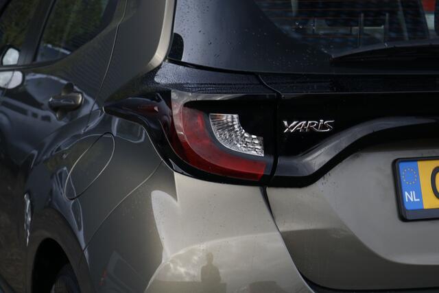 Toyota YARIS 1.5 Hybrid 115 Active | Trekhaak | All-Season banden | Apple Carplay |