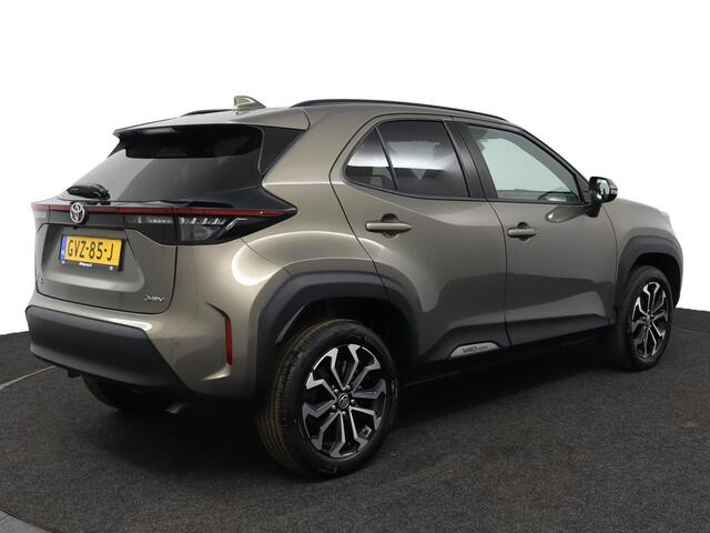 Toyota YARIS Cross 1.5 Hybrid 115 First Edition | Adaptive Cruise Control | Apple Carplay | Android Auto | Achteruitrijcamera | Stoelverwarming | Stuurverwarming |