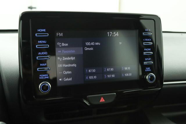 Toyota YARIS 1.5 Hybrid Dynamic Climate control | Adaptieve cruise control | Parkeercamera