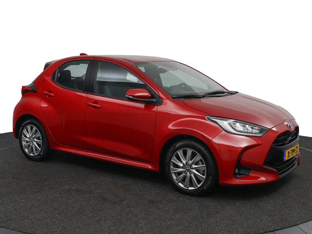 Toyota YARIS 1.5 Hybrid Dynamic | Stuur en Stoelverwarming | Led verlichting | Apple Carplay | Android Auto |