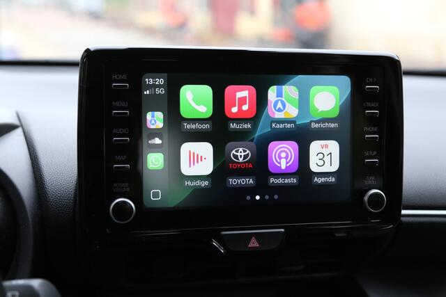 Toyota YARIS Cross 1.5 Hybrid Active Navi Carplay Camera ACC