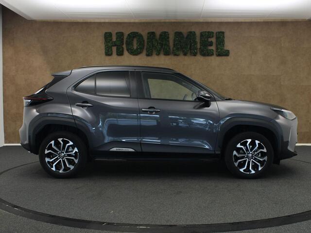 Toyota YARIS Cross 1.5 Hybrid Dynamic - ORIGINEEL NEDERLANDSE AUTO - LED KOPLAMPEN - AFNEEMBARE TREKHAAK - ADAPTIEVE CRUISE CONTROL - ACHTERUITRIJCAMERA - APPLE CARPLAY / ANDROID AUTO - KEYLESS ENTRY & START - VOLLEDIG DIGITAAL INSTRUMENTENPANEEL - 17" LICHTMETALEN VE