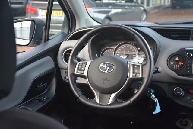 Toyota YARIS 1.3 VVT-i Trend | Navigatie | Camera | Cruise | Lane assist | Clima | NL auto!! |