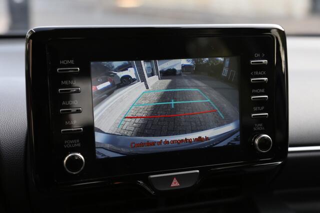 Toyota YARIS 1.5 Hybrid Active Navi Carplay Camera ACC