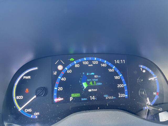 Toyota YARIS Cross 1.5 Hybrid First Edition Trekhaak NL auto 1e eigenaar Dealer onderhouden Navi Carplay