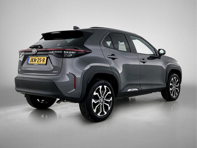 Toyota YARIS Cross 1.5 Hybrid 115 First Edition + Winter Pack | Stoel + Stuur verwarming | Navigatie | Facelift Model |
