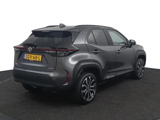 Toyota YARIS Cross 1.5 Hybrid 115 First Edition | Keyless Entry | Grootscherm Navigatie | Led Verlichting | Parkeercamera |