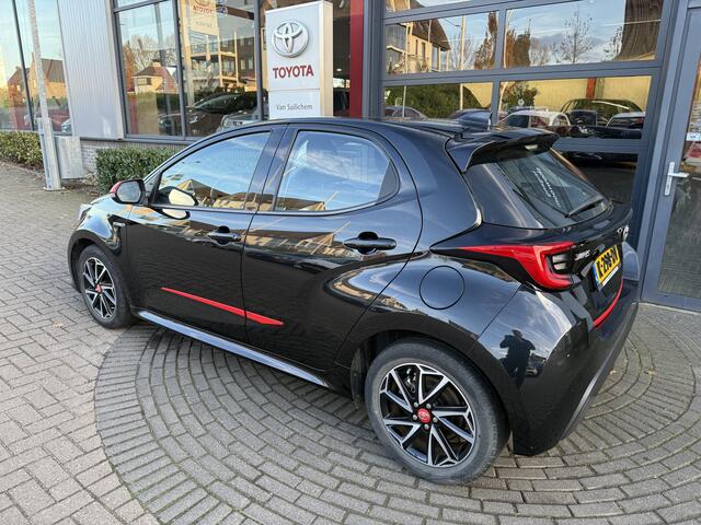Toyota YARIS 1.5 Hybrid Dynamic
