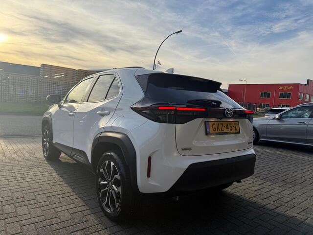 Toyota YARIS Cross 1.5 Hybrid Dynamic | 1E EIGENAAR | 12MND GARANTIE | AUTOMAAT | BTW | CRUISE | DAB | LED | NAVI | CARPLAY |