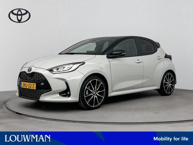 Toyota YARIS 1.5 Hybrid GR Sport | Garantie t/m 01-2033 mogelijk | Apple Carplay / Android Auto | Stoelverwarming