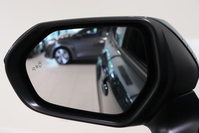 Toyota YARIS Cross 1.5 Hybrid 130 Dynamic, Comfort Pack, BSM, Apple Carplay & Android Auto, Parkeersensoren voor & Achter, Stuur & Stoel verwarming