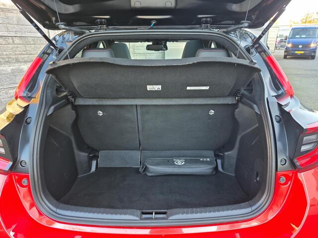 Toyota YARIS 1.5 Hybrid Executive | Apple CarPlay/Android auto | Achteruitrijcamera | Panoramadak