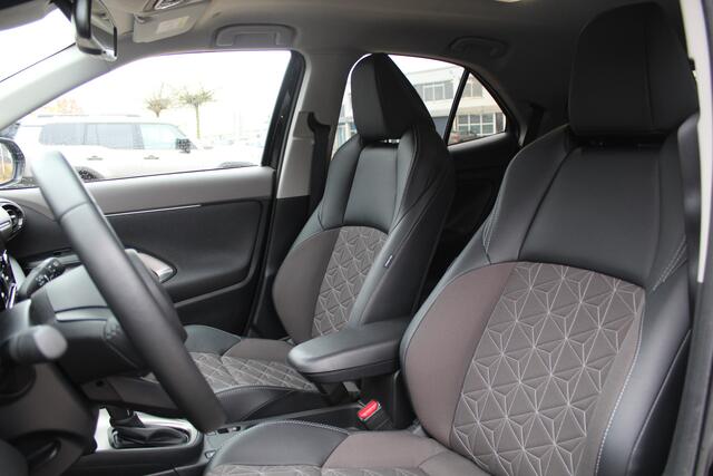 Toyota YARIS Cross 1.5 Hybrid 130 Executive | Rijklaar | Navi | Apple/Android | Camera | Elek klep | Stoel/Stuur-verwarming