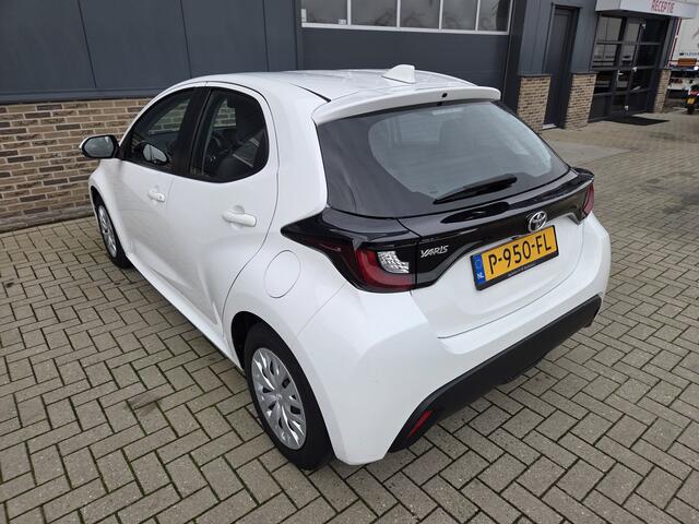 Toyota YARIS 1.0 VVT-i Active