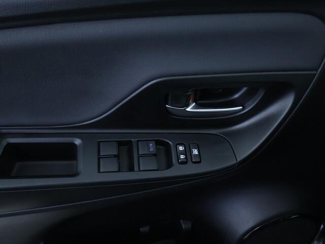 Toyota YARIS 1.5 VVT-i Active | Apple Carplay/Andriod Auto navigatie | LM Velgen