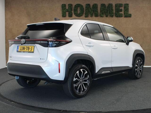Toyota YARIS Cross 1.5 Hybrid 130 Dynamic Plus 130 PK - PARELMOER WIT - ADAPTIEVE CRUISE CONTROL - DODEHOEKDETECTIE - STUURWIELVERWARMING - CLIMATE CONTROL - APPLE CARPLAY/ANDROID AUTO - STOELVERWARMING VOORSTOELEN - PARKEERSENSOREN VOOR + ACHTER - EXTRA GETINT GLAS