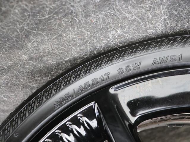 Toyota YARIS 1.5 Hybrid Executive | Afneembare trekhaak | Premium uitgevoerd |